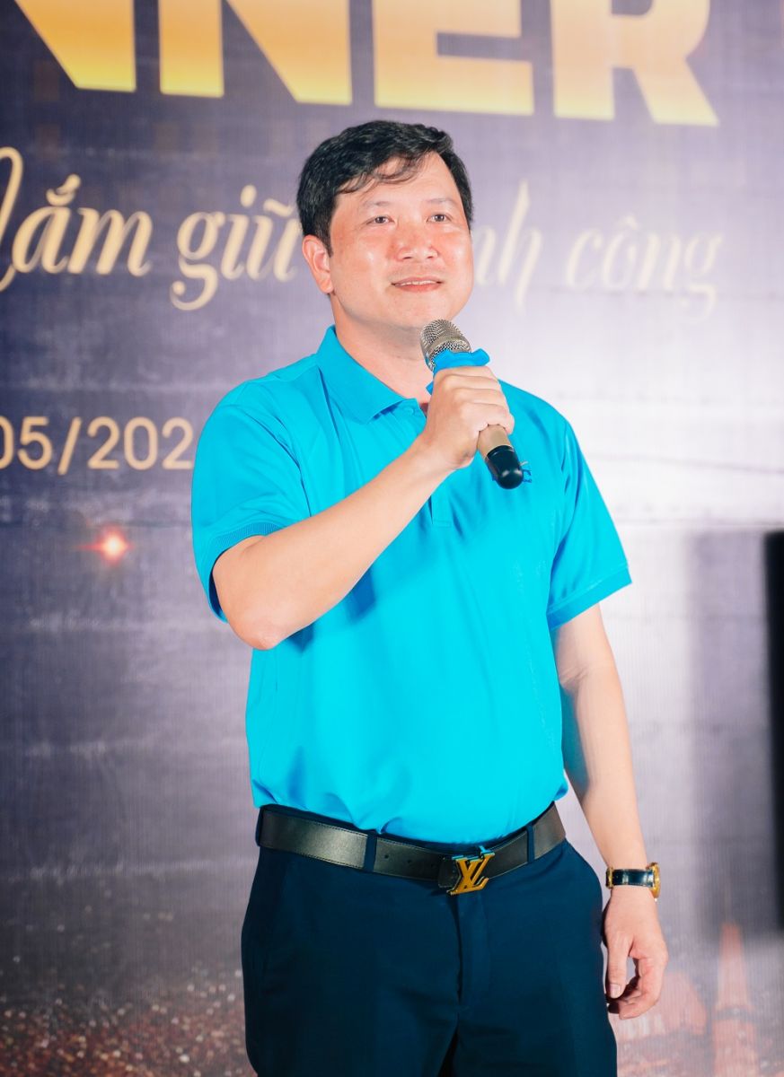 Chủ tịch HĐQT HVC phát biểu