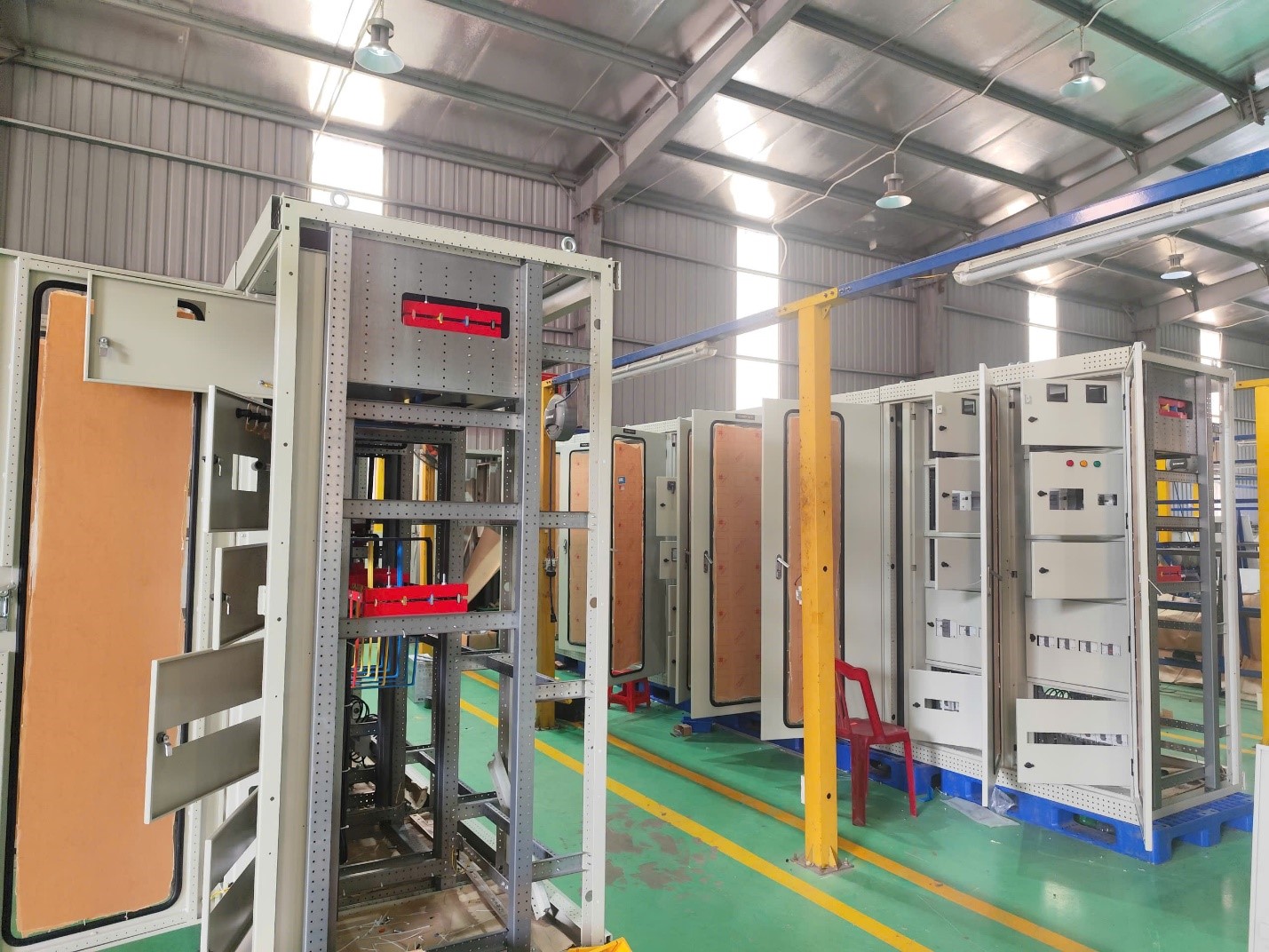 HVC Hưng Yên sản xuất tủ điện msb